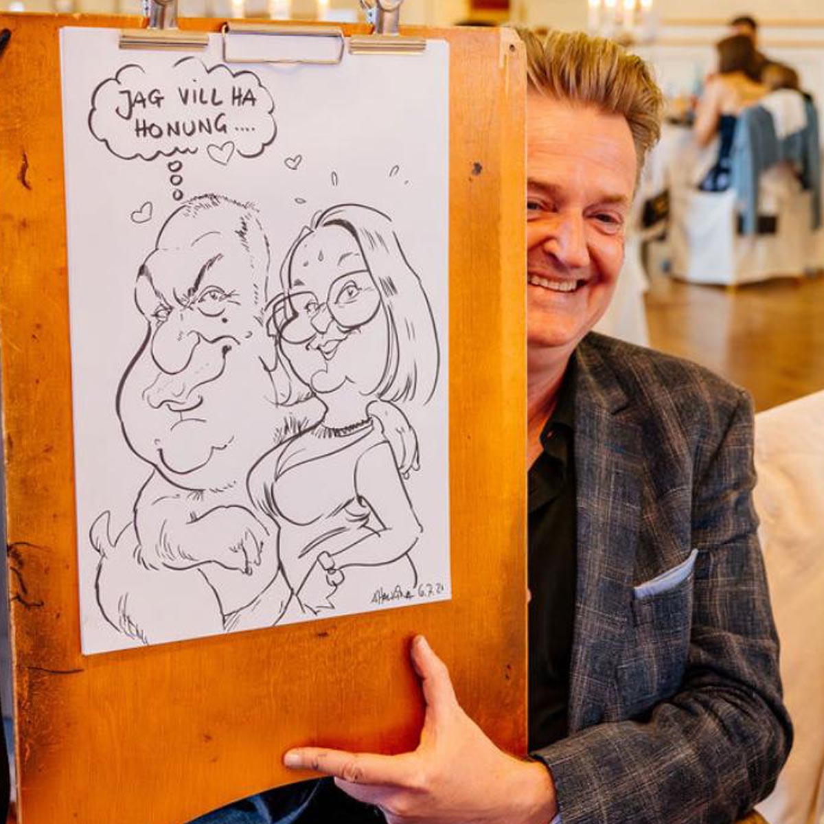Hochzeits-Karikaturist Arnd Hawlina bei der Arbeit Hochzeits-Karikaturist Arnd Hawlina bei der Arbeit